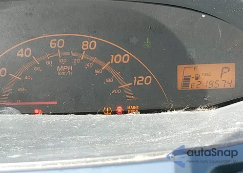 2010 Toyota Yaris z USA, uszkodzony, nr VIN JTDJT4K39A5289913